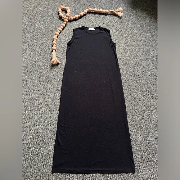 Modest Black Ribbed Stretchy Sleeveless Layering Round High Neck Maxi Midi Dress - Picture 6 of 16